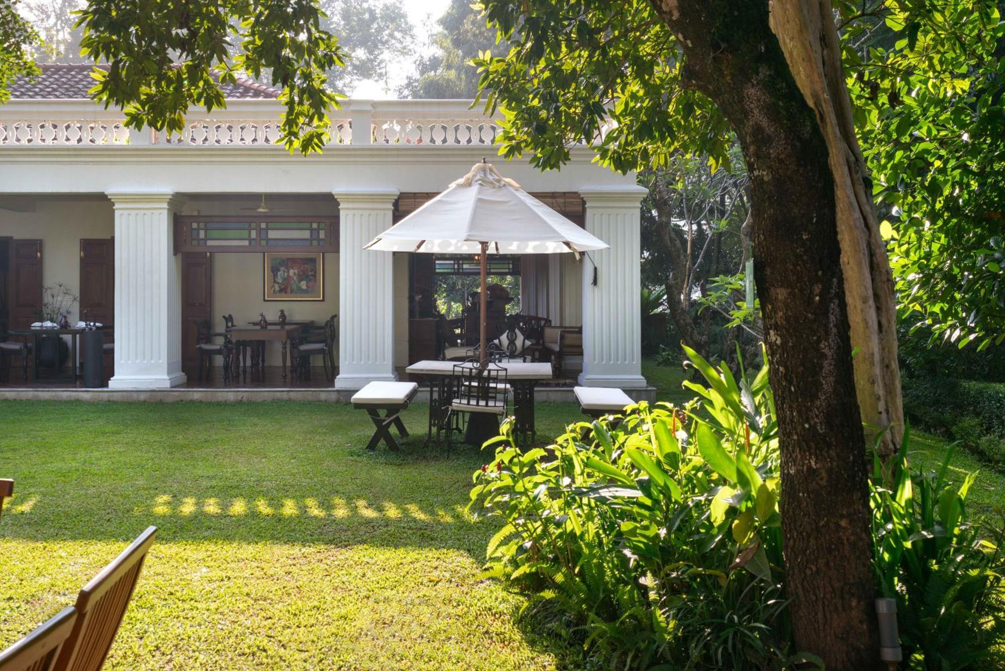 Taru Villas Kandy Exterior photo